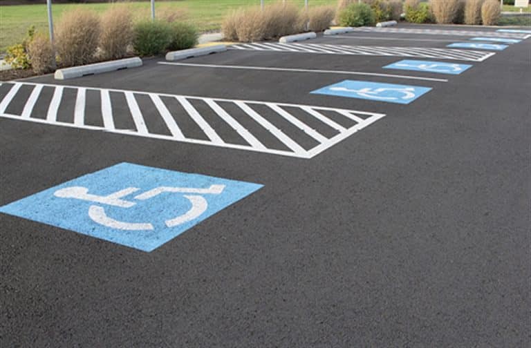 Quelle peinture pour matérialiser une place de parking ?