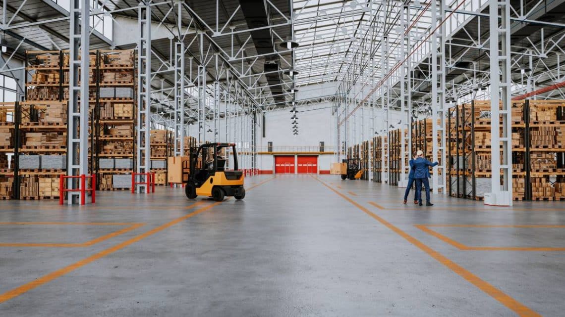 Nettoyage des zones de stockage : bonnes pratiques pour éviter les risques